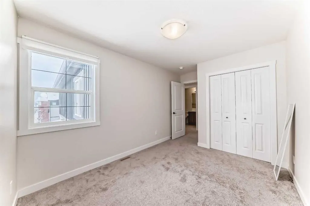 10 Verity Landing SW