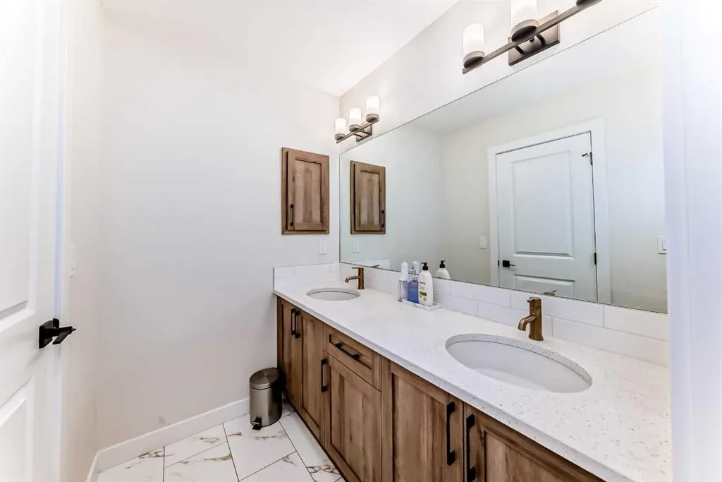 10 Verity Landing SW