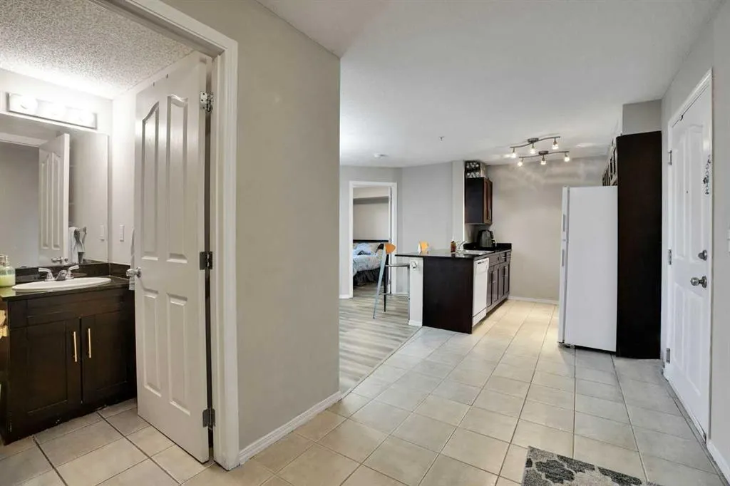 355 Taralake Way NE #215