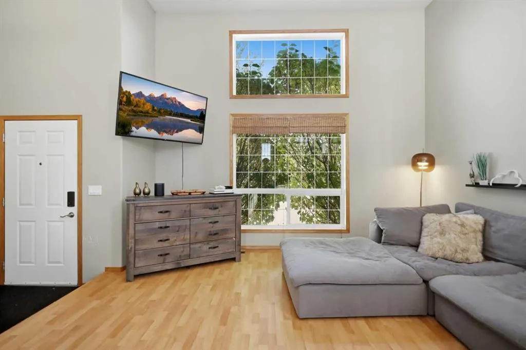 10 Ladwig Close