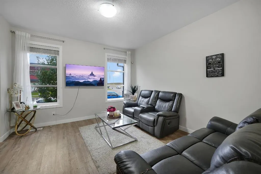 16 Skyview Circle NE