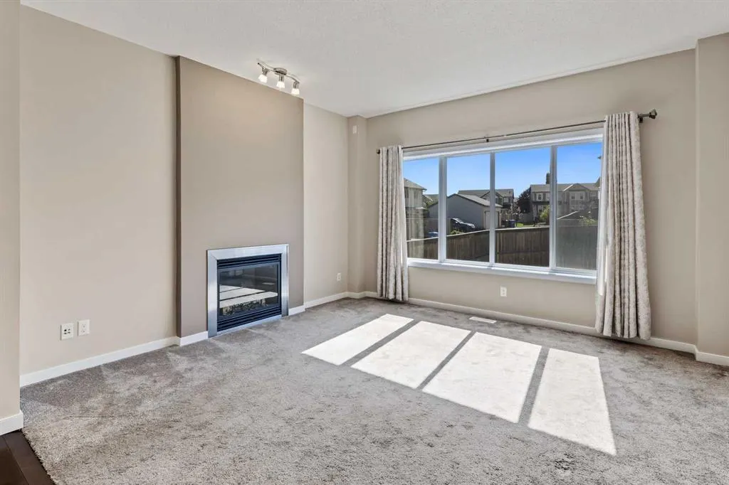 13 Panora View NW