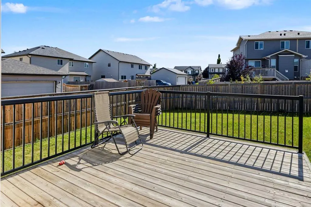 13 Panora View NW