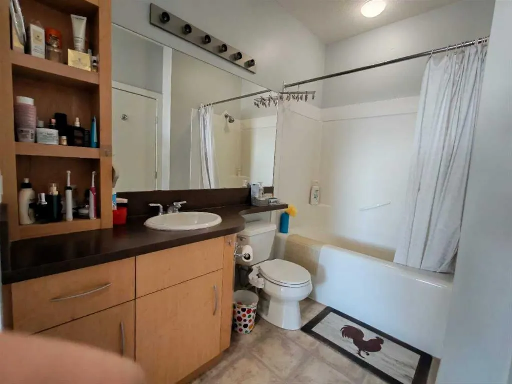 69 Springborough Court SW #304