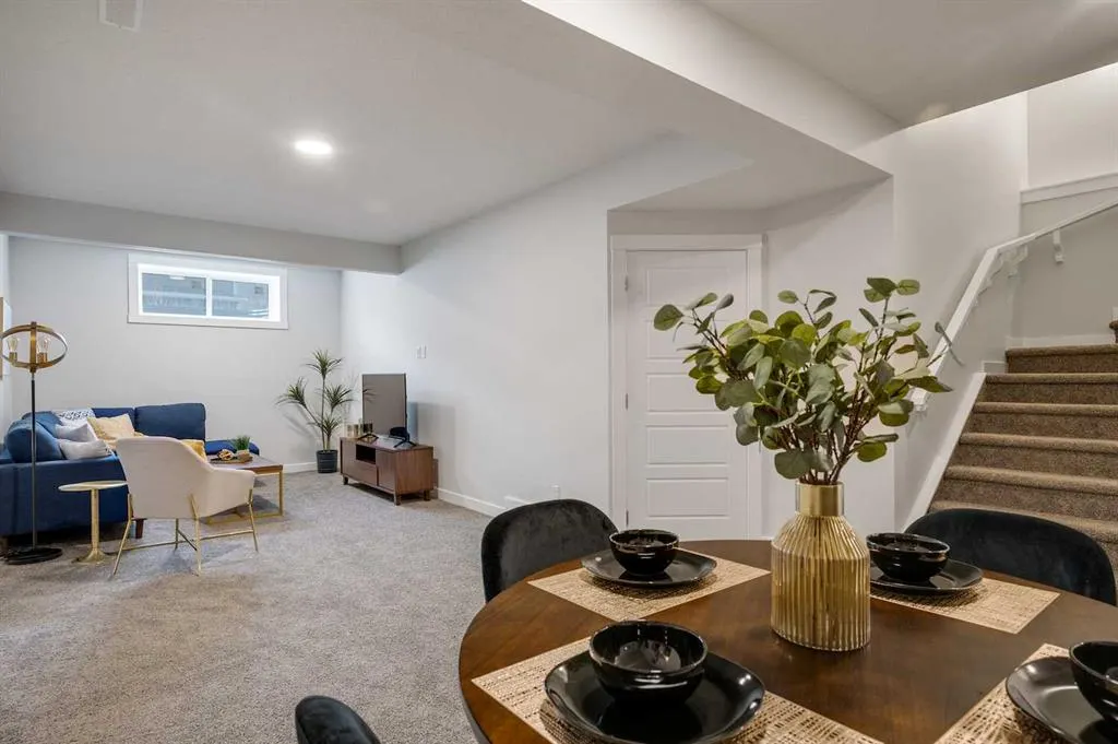 10 Belmont Garden SW