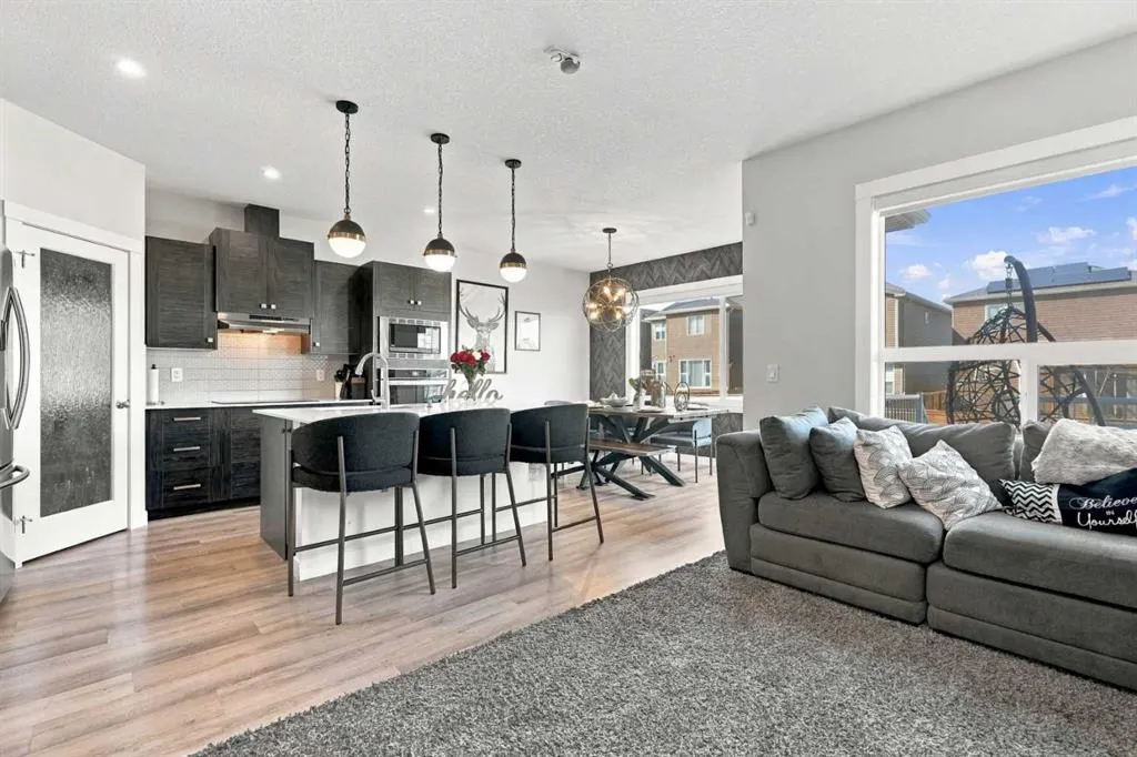 10 Belmont Garden SW
