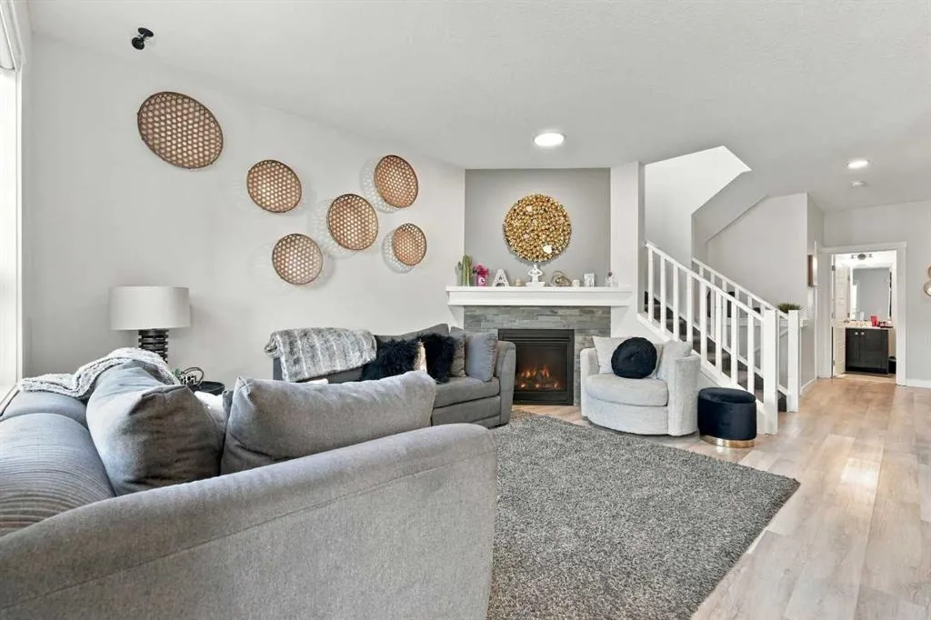 10 Belmont Garden SW