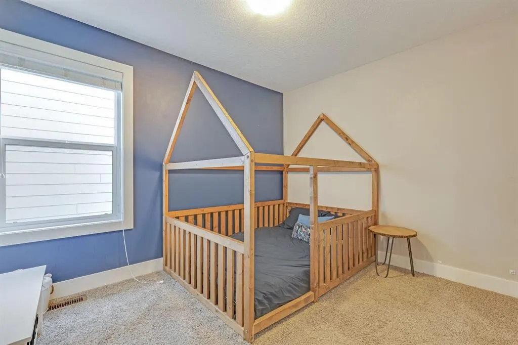 198 Mahogany Passage SE