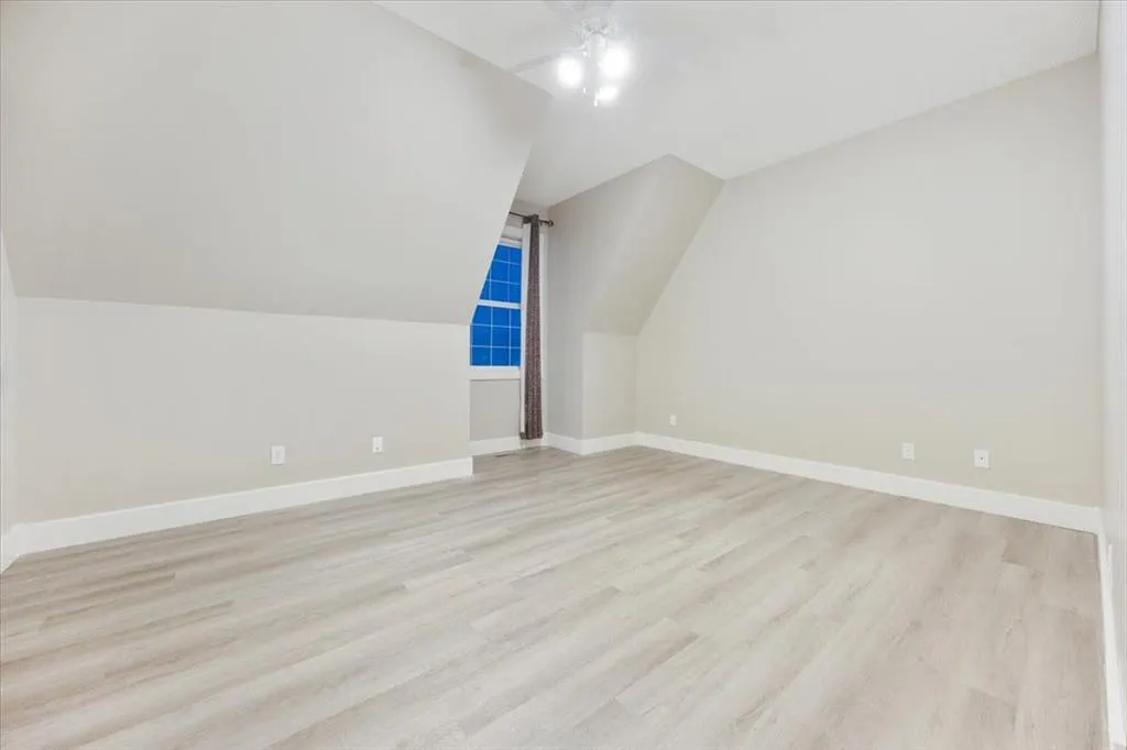 29 Springborough Boulevard SW #25