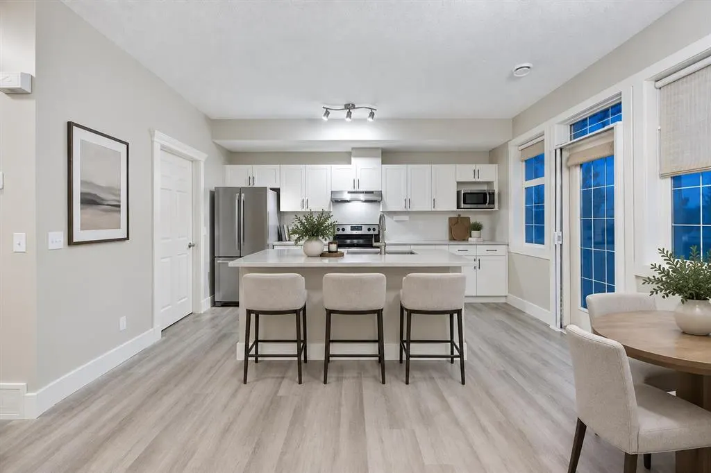 29 Springborough Boulevard SW #25