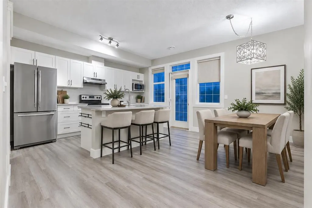 29 Springborough Boulevard SW #25
