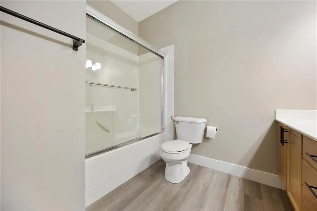 29 Springborough Boulevard SW #25