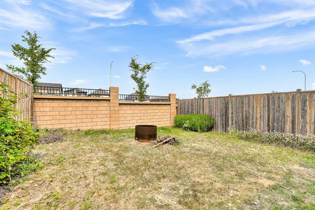 75 Evanscrest Way NW