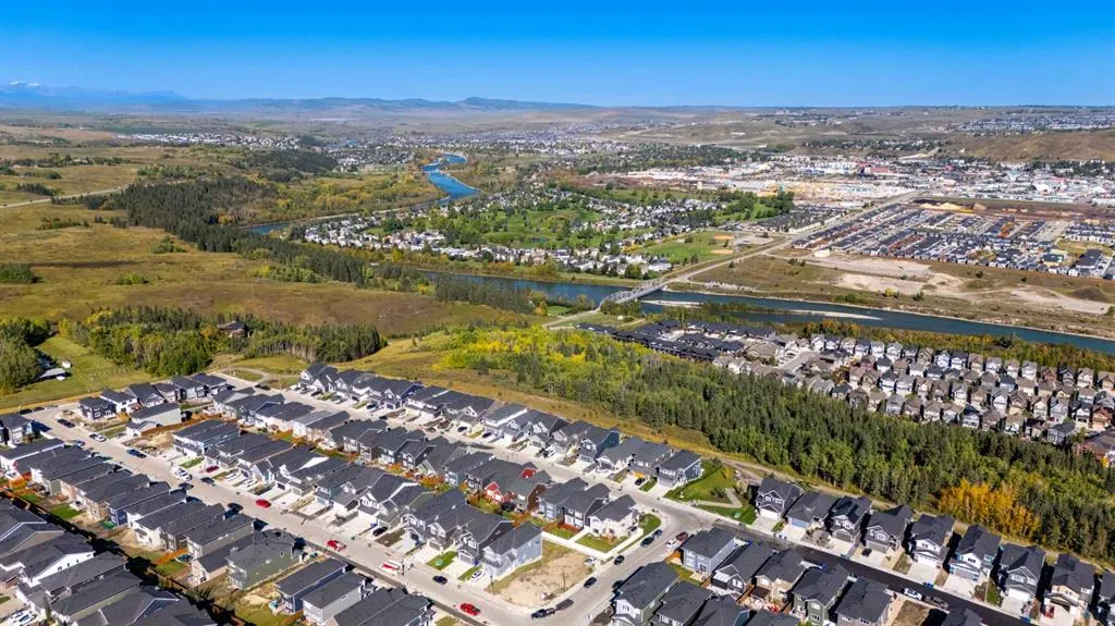 463 Rivercrest View