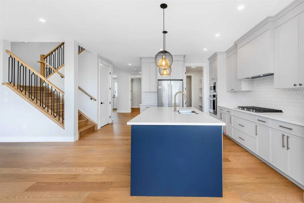 463 Rivercrest View