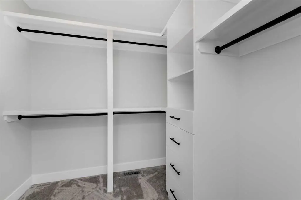 463 Rivercrest View