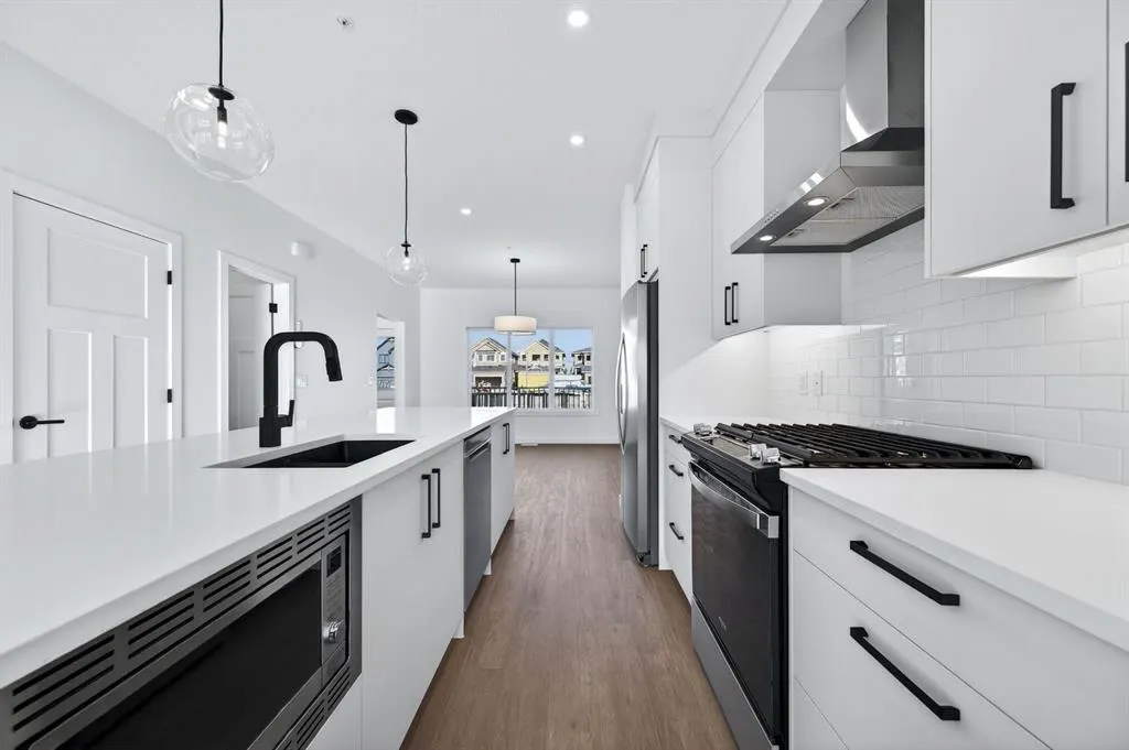 46 Prince Drive SE