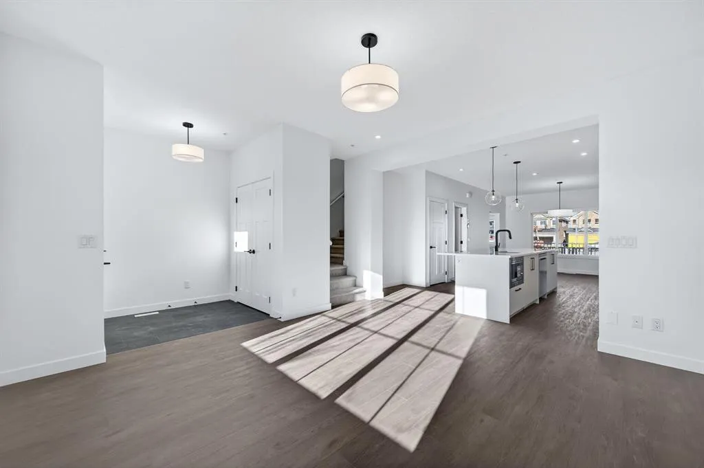 46 Prince Drive SE