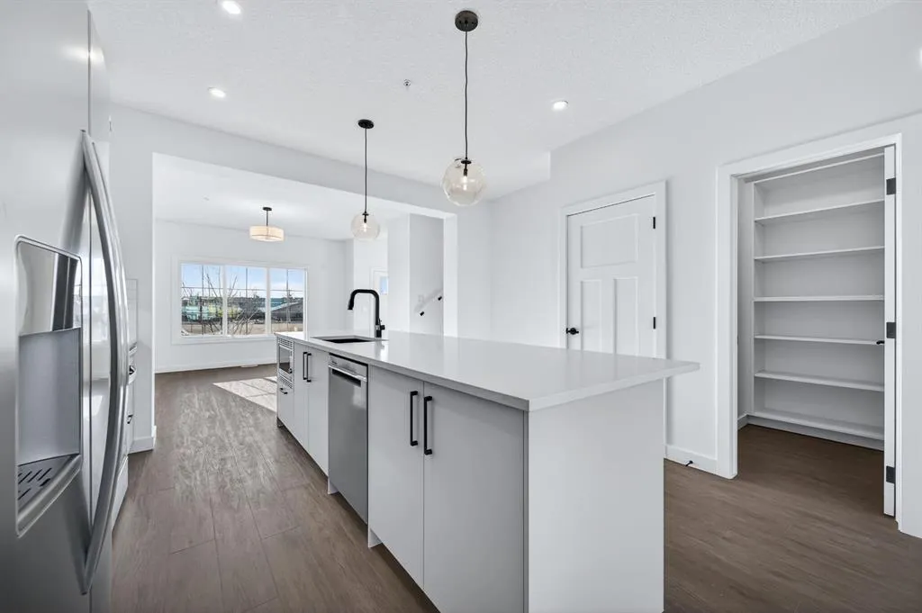 46 Prince Drive SE