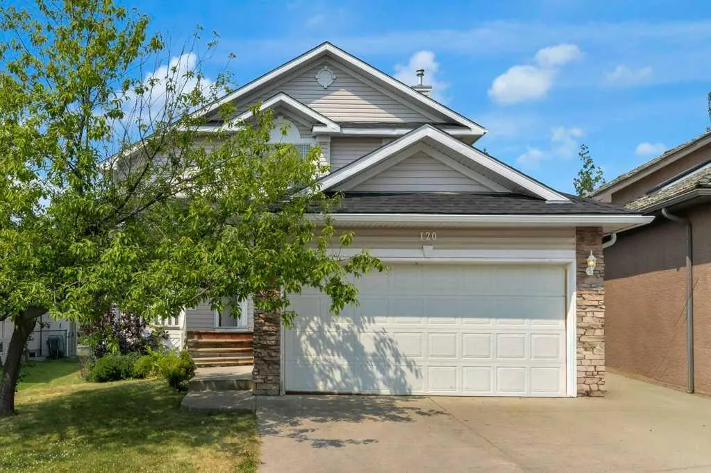 120 Gleneagles Terrace