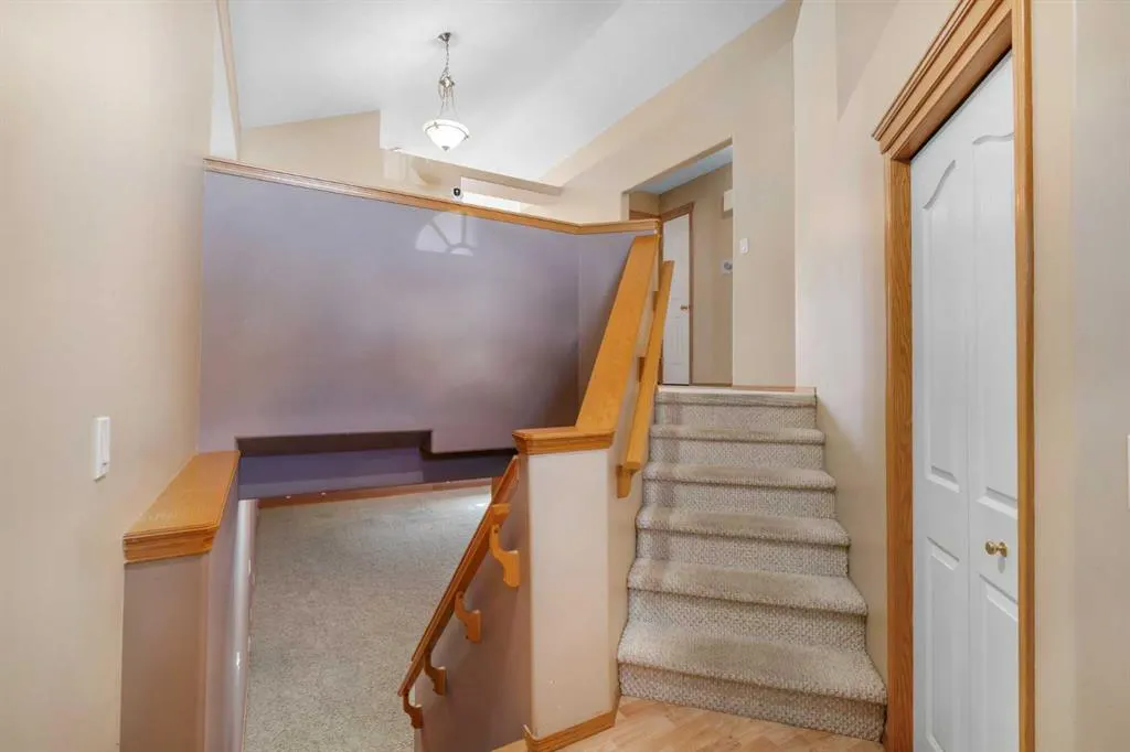 186 Cramond Close SE