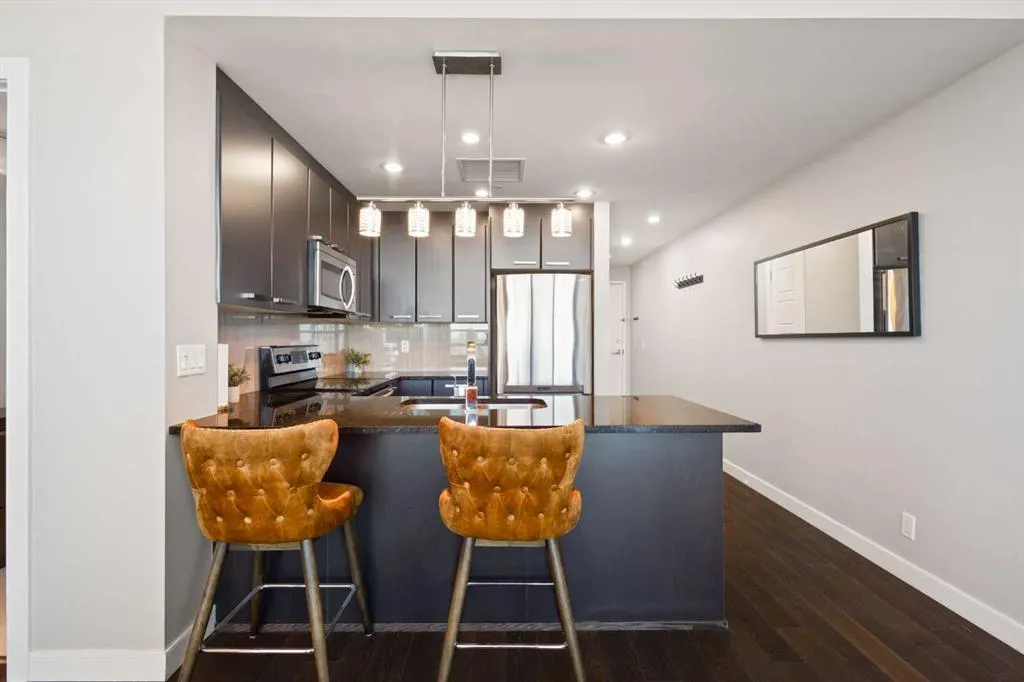 225 11 Avenue SE #2203