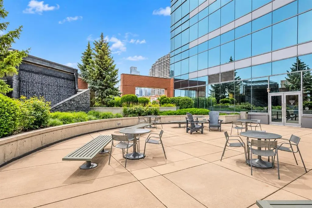 225 11 Avenue SE #2203