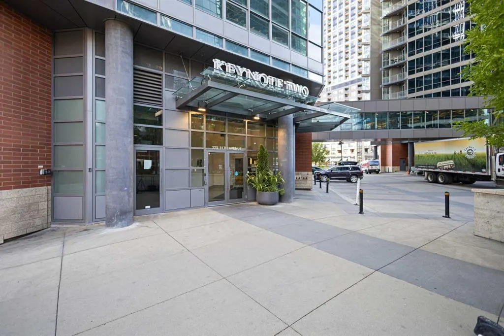 225 11 Avenue SE #2203
