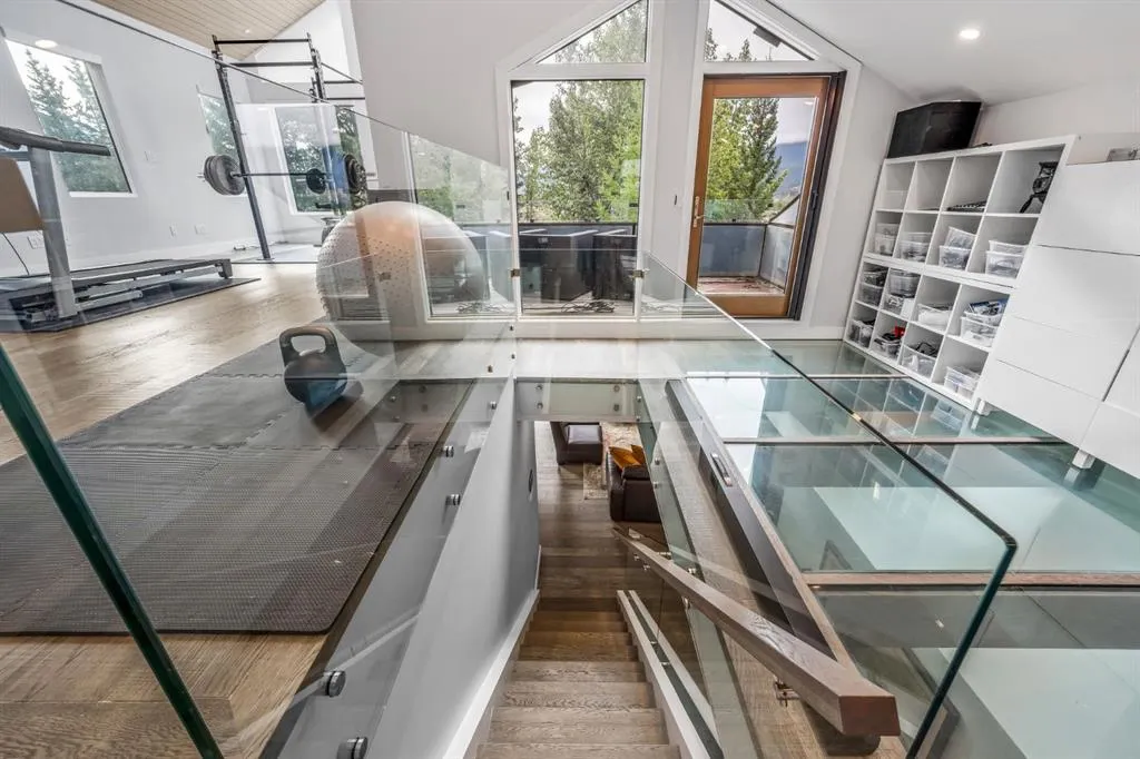 258 Grizzly Crescent