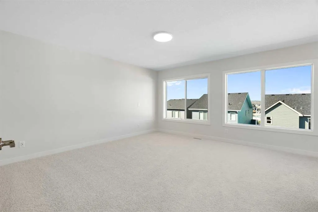 125 Southborough Common