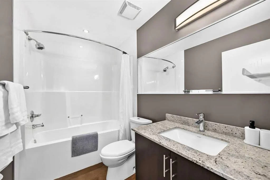 135 13 Avenue SW #1007