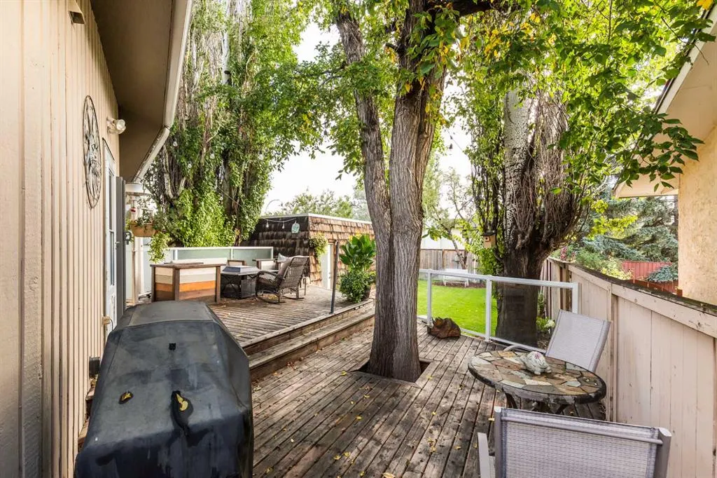 115 Iroquois Crescent W