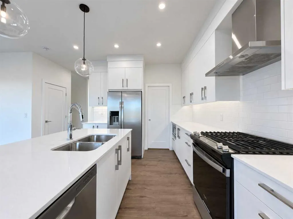 2337 waterbury Road