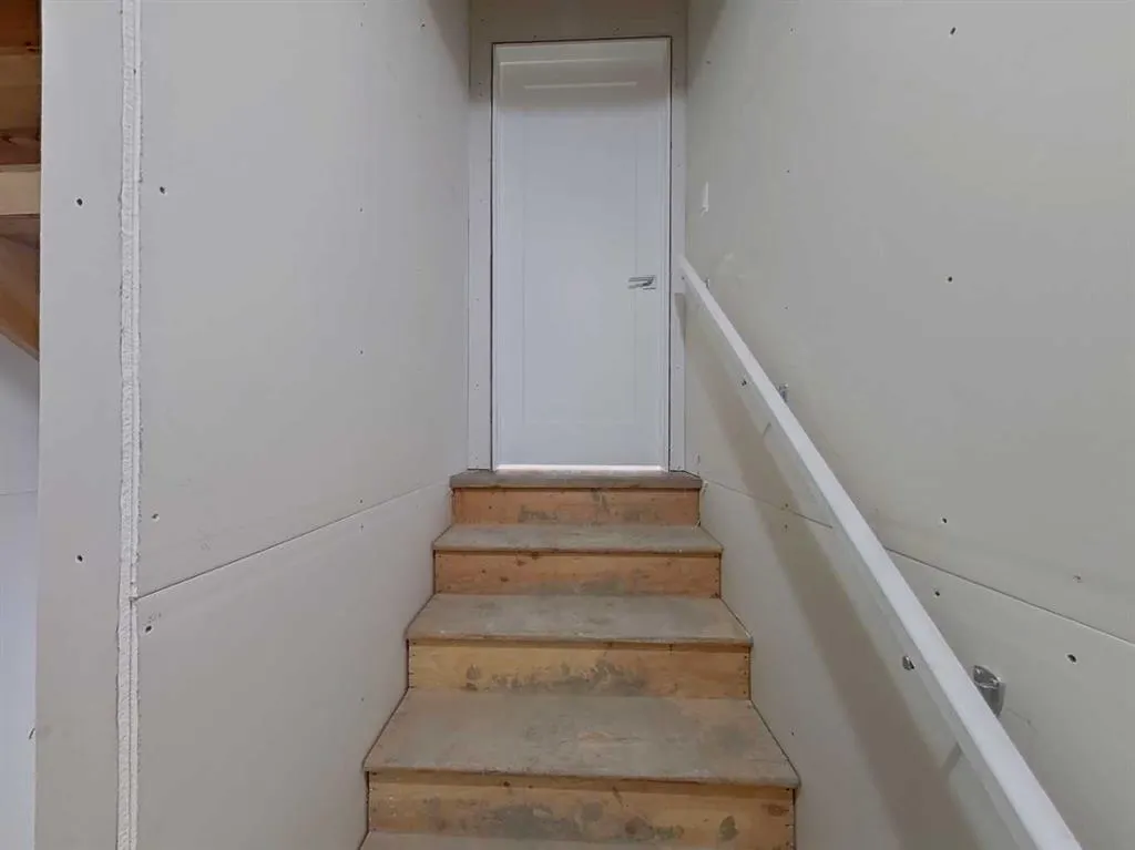 2337 waterbury Road