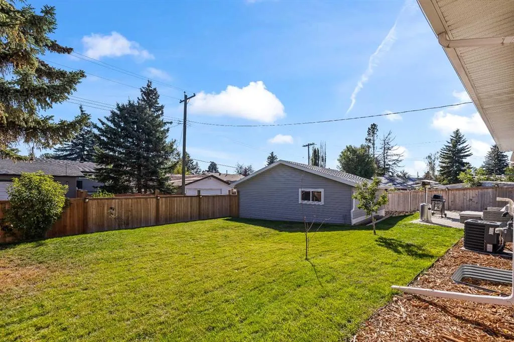 128 Doverthorn Bay SE