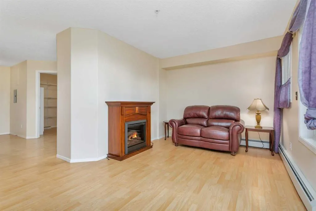 56 Carroll Crescent #134