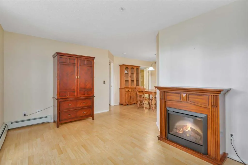 56 Carroll Crescent #134