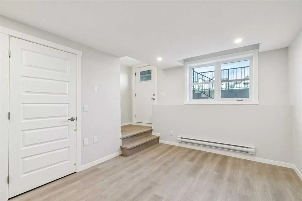 135 Mahogany Parade SE #1112