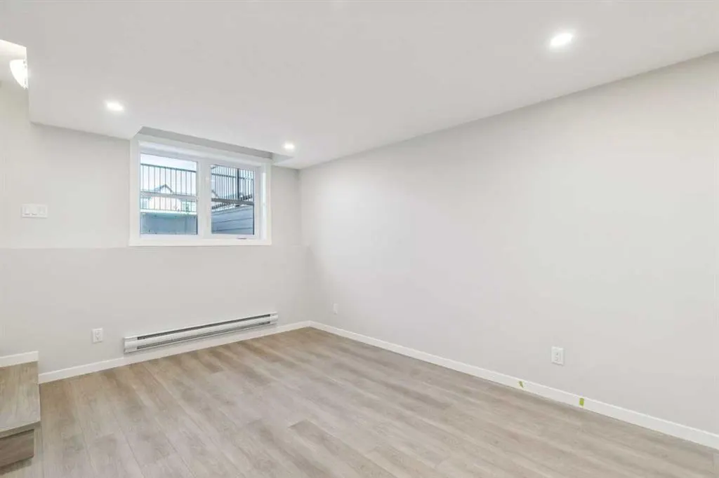 135 Mahogany Parade SE #1112