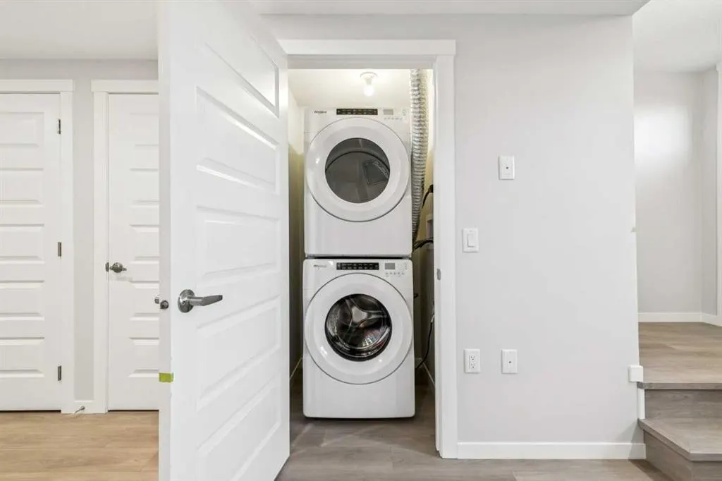 135 Mahogany Parade SE #1112