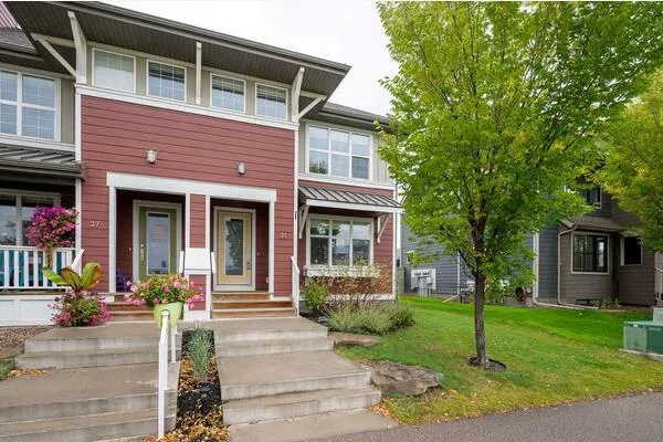 25 Marine Drive SE