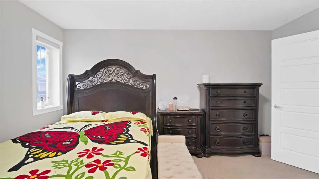 7451 Falconridge Boulevard NE #2016
