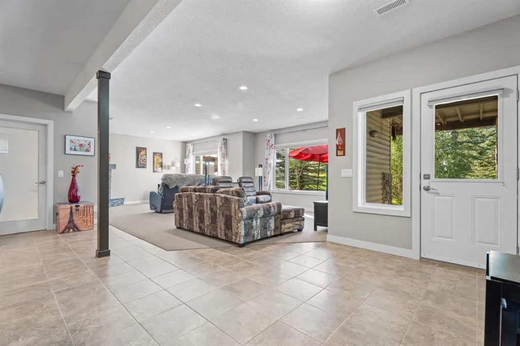 53 Crystal Green Drive