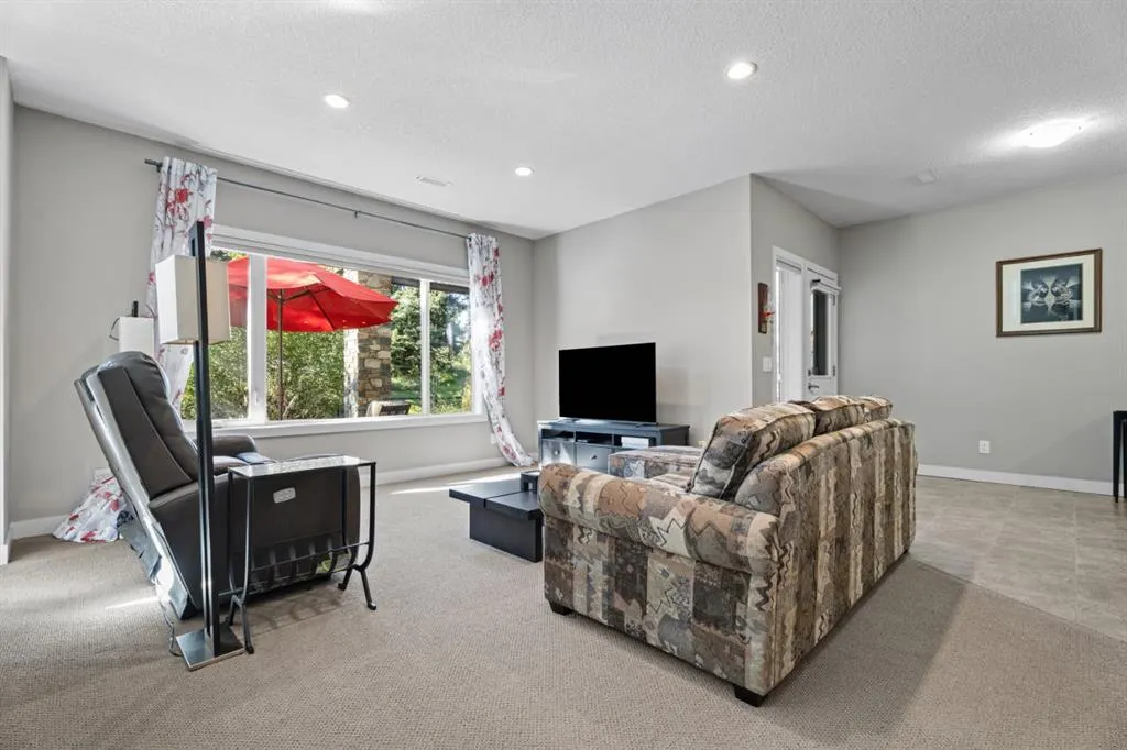 53 Crystal Green Drive