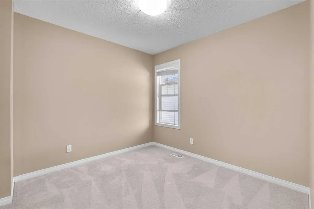 15 Cranfield Manor SE