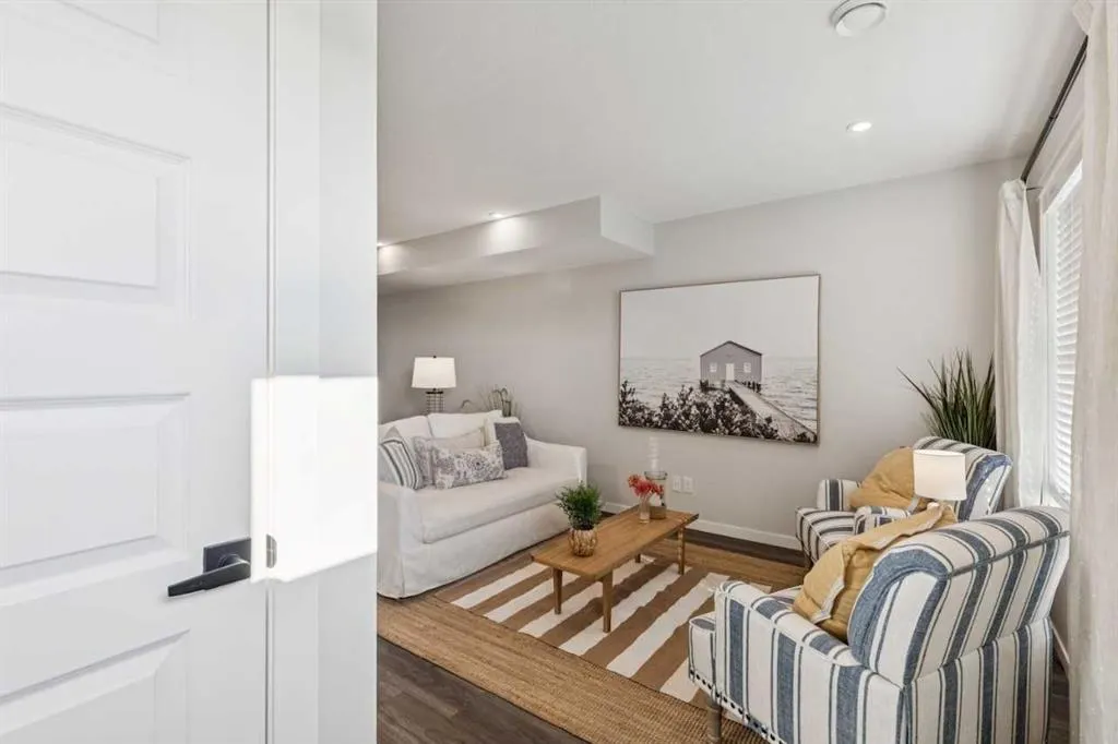 135 Mahogany Parade SE #1203