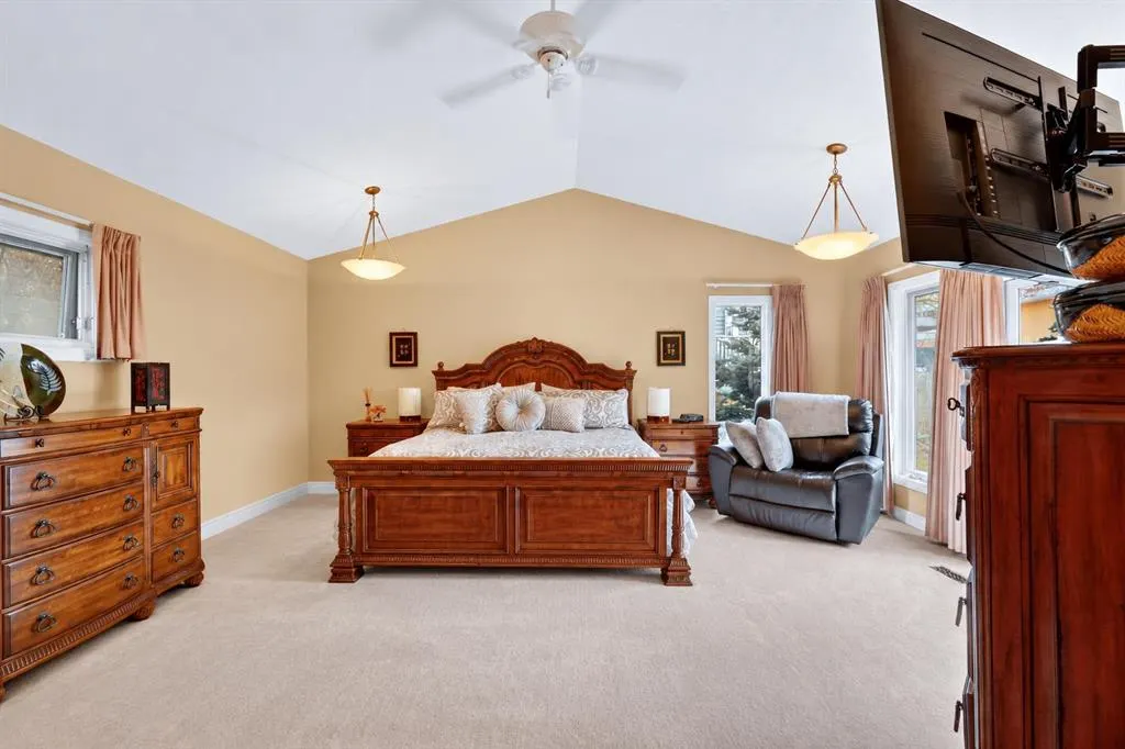 2316 Richmond Road SW