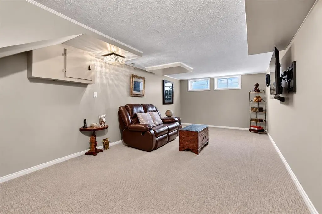 2316 Richmond Road SW