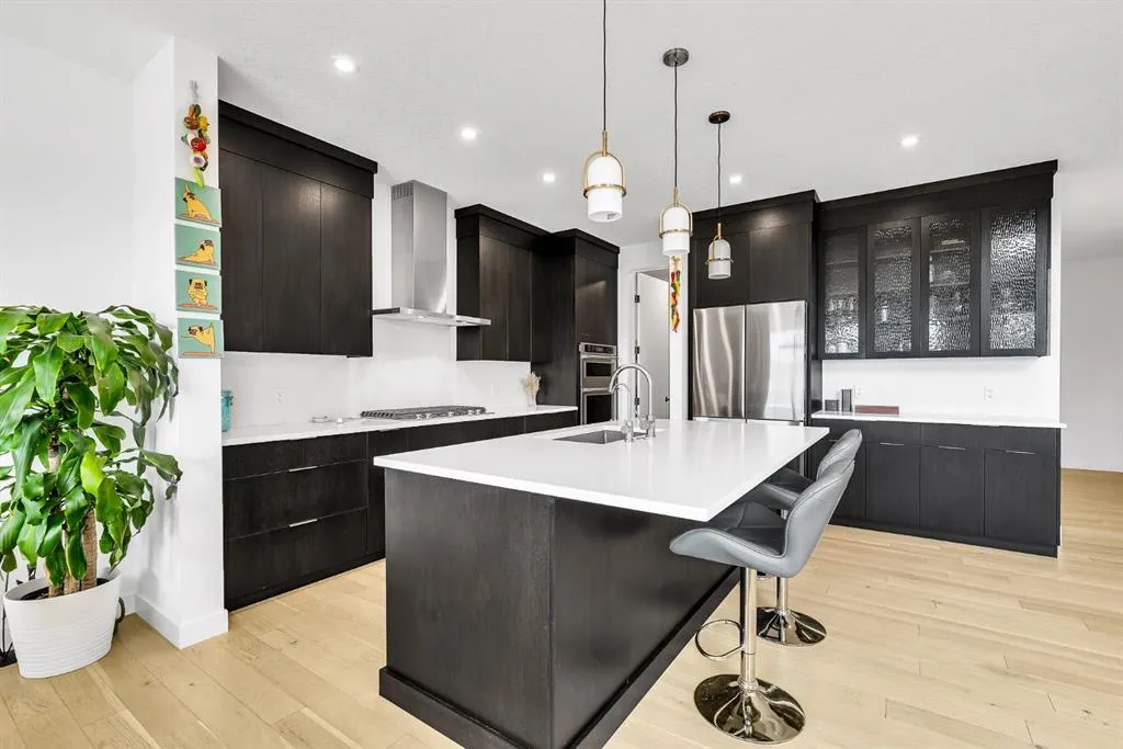 406 Rowley Way NW