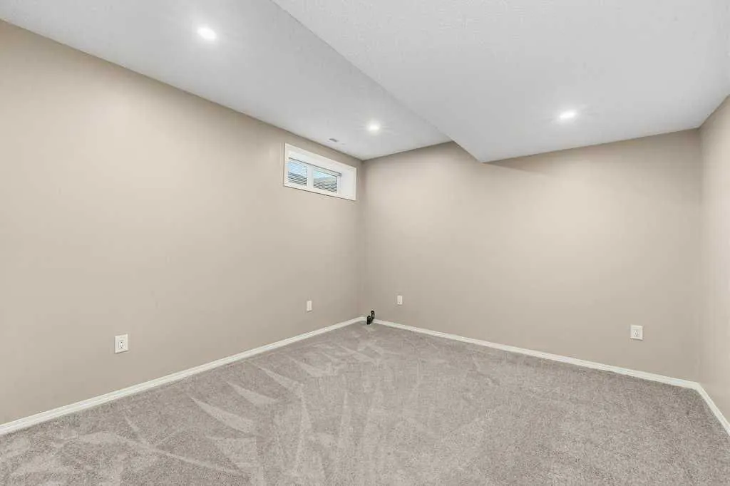 140 Sagewood Boulevard SW #304